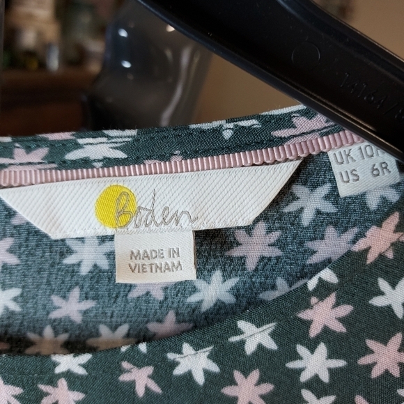 Boden size 6 sage green with white and light pink starfish/stars jersey dress - Picture 13 of 14